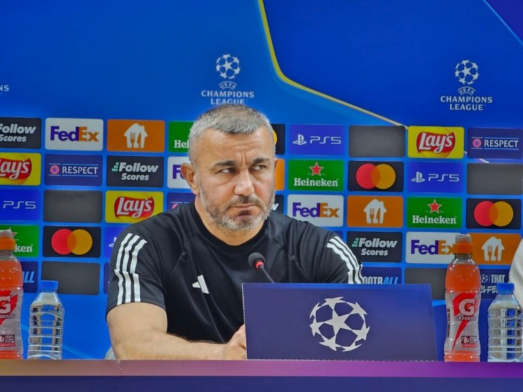 qurban_qurbanov_metbuat_cempionlar1759347180