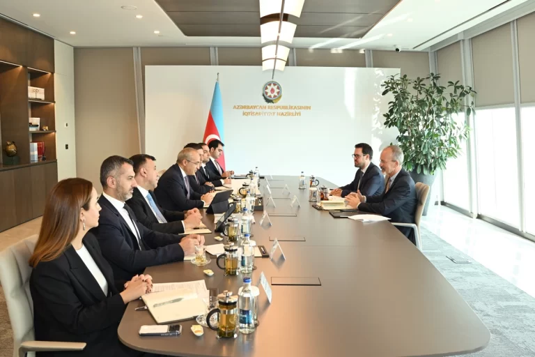 ug7NwmSkFTGGPT5OlWu7WB4k2dKQUTgRI4QTlq19_1200