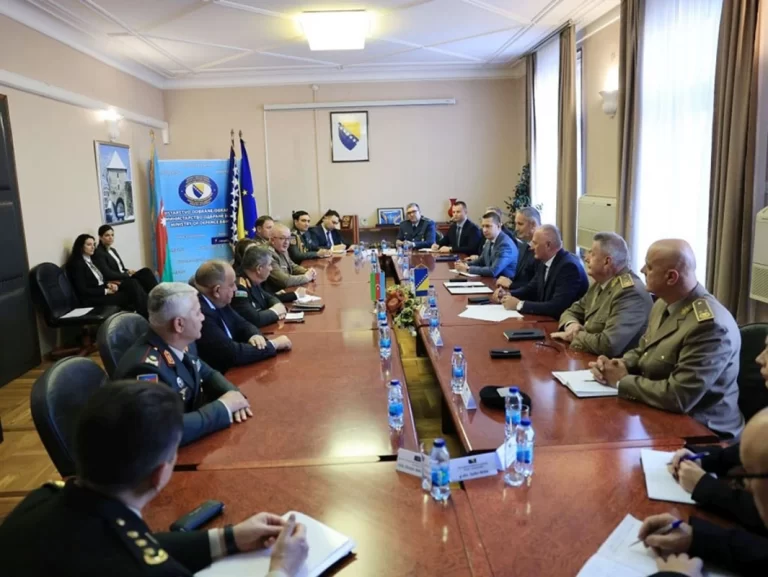 0NYAWkxTEBugpAAP0EgHjo86lhMFxMYU6Egl38B8_1200