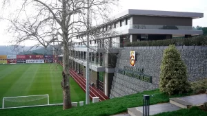 6IGMQftZkmBZEKYLvFK8yARxMUxUfEvZKTrqdbex_1200